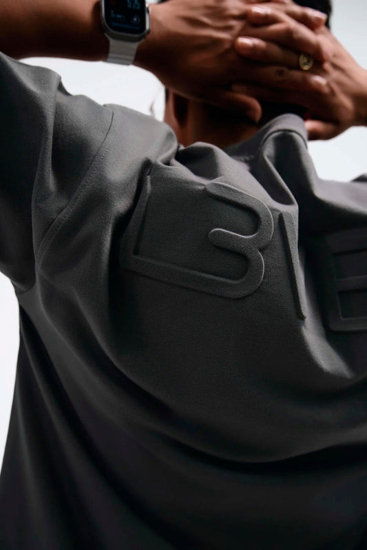 OVERSIZED BACK LOGO TEE