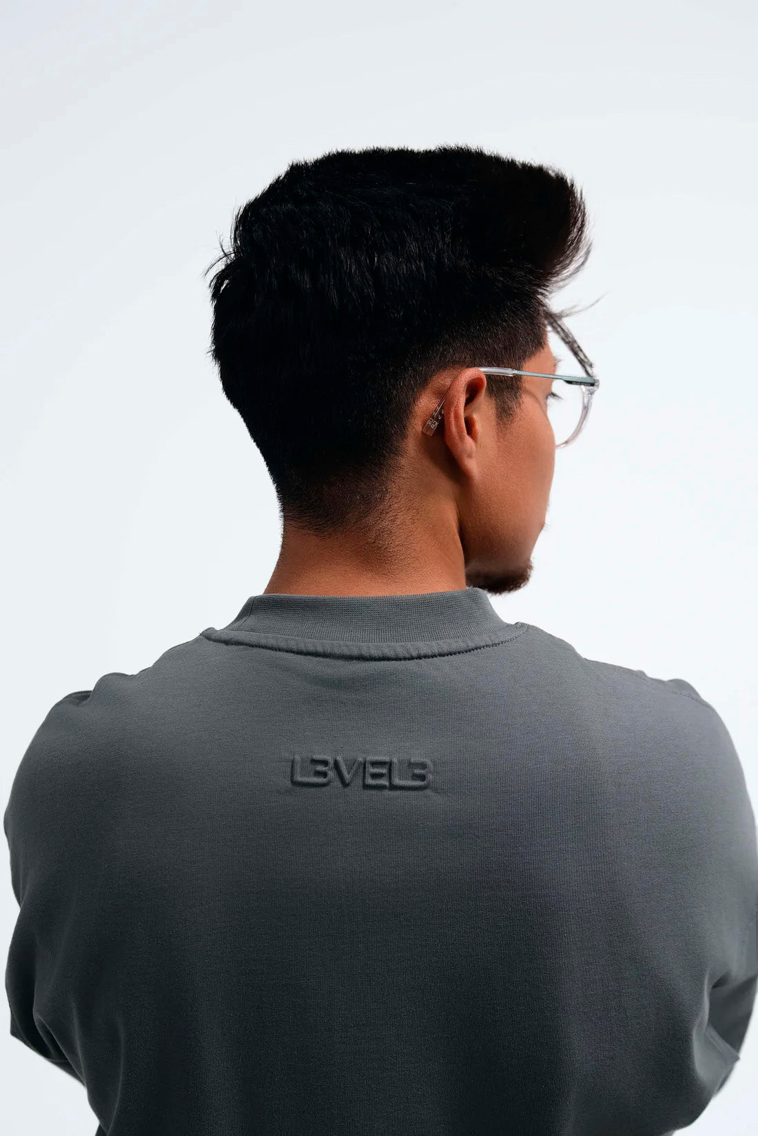 OVERSIZED FRONT LOGO TEE